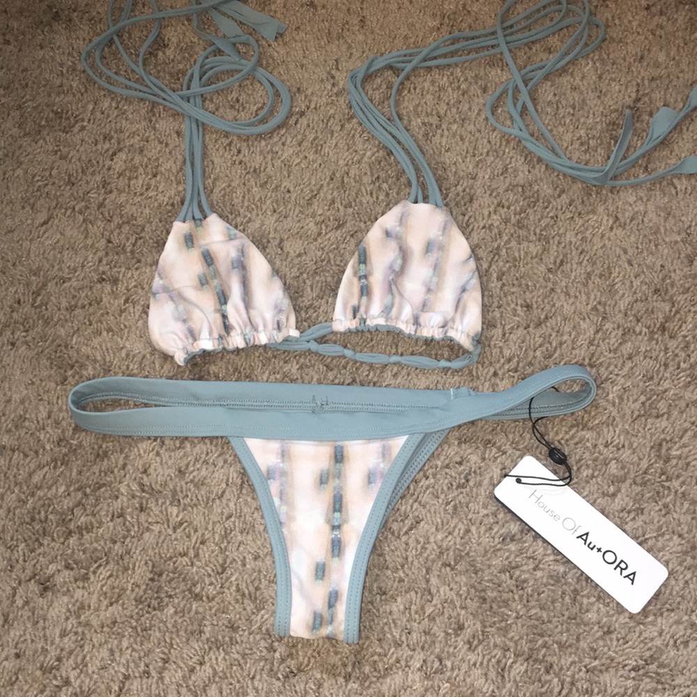 House of au+ora bikini never worn